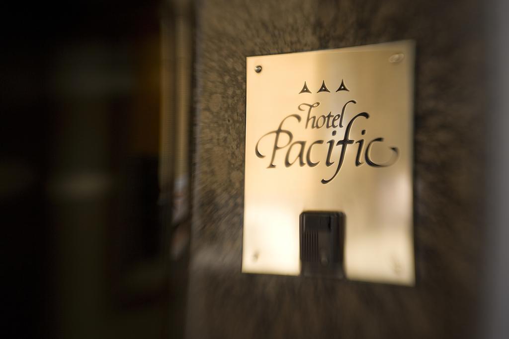 Hotel Pacific ออสเทนด์ ภายนอก รูปภาพ