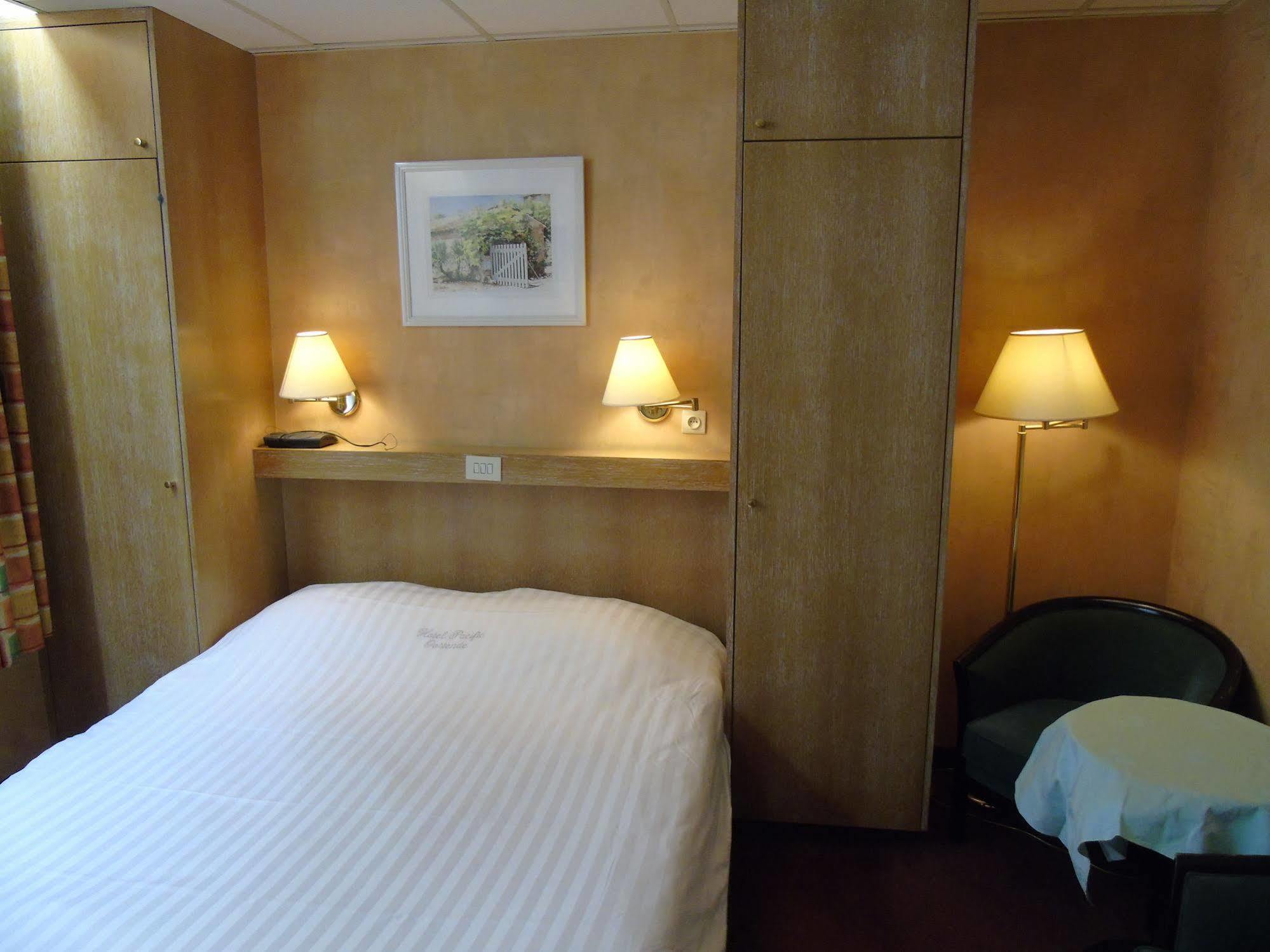 Hotel Pacific ออสเทนด์ ภายนอก รูปภาพ