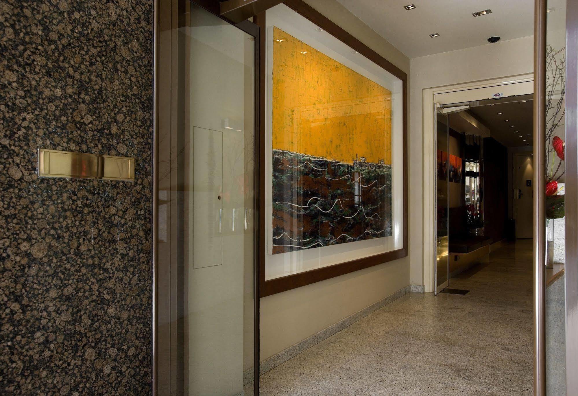 Hotel Pacific ออสเทนด์ ภายนอก รูปภาพ